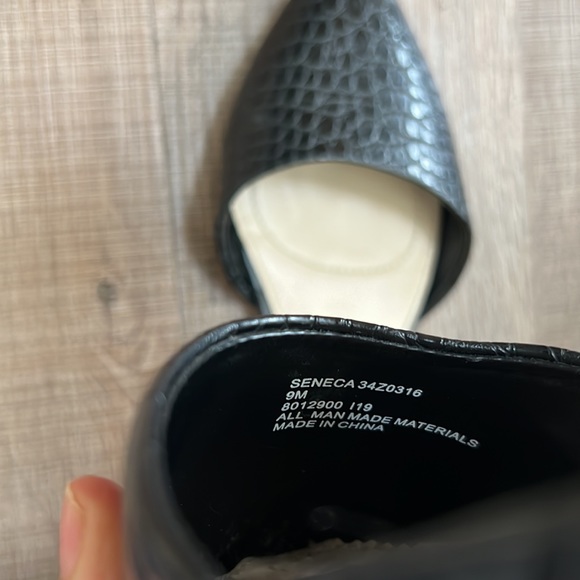 Jones New York Seneca Black Flats - Picture 4 of 8